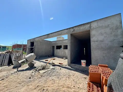 cabo principal pedro castro 100