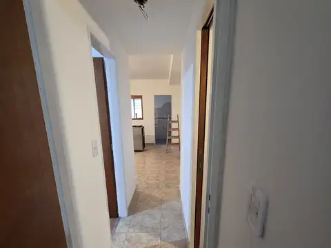 Muy lindo 3 ambientes con patio y lavadero