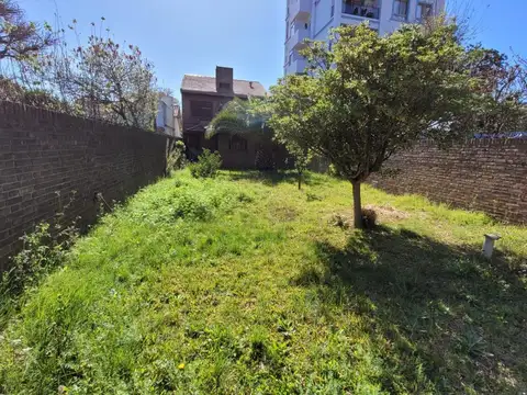 V BALLESTER CENTRO CHALET 4 AMB LOTE 7,5x50m, GARAGE,QUINCHO