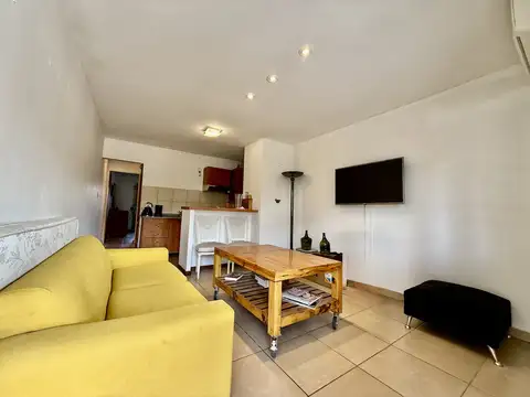 VENTA PH 2 AMBIENTES MUÑIZ / PATIO, COCHERA / APTO CRÉDITO