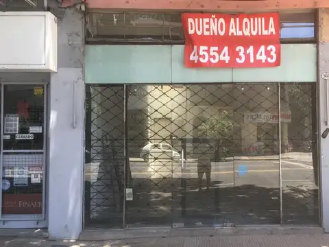 DUEÑO ALQUILA LOCAL COMERCIAL SOBRE AVENIDA 40 M2 EXCELENTE ESTADO SIN EXPENSAS