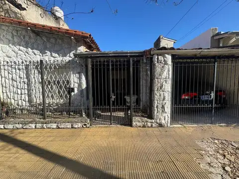 Casa en Castelar Norte.