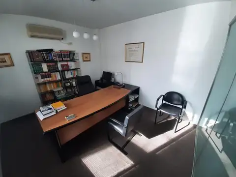 Oficina - Venta - Argentina, Capital Federal - Juan Domingo Peron 1500