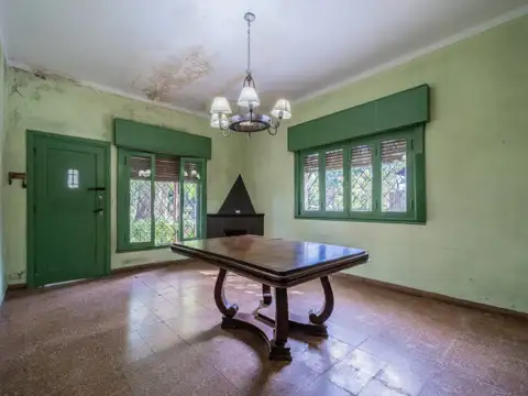 Casa en Venta con 1 cochera
