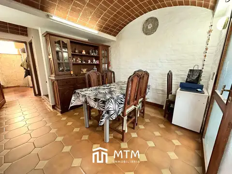 Departamento 6 ambientes con 1 baño