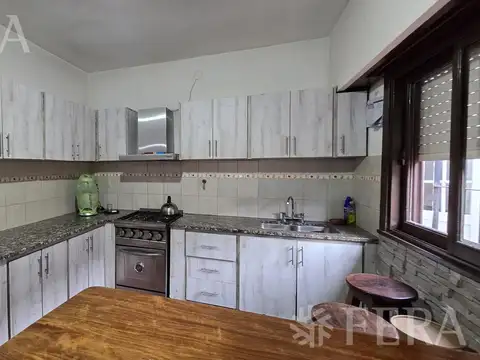 Depto Tipo Casa en Venta con 1 cocheras