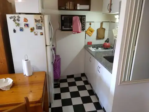 Hipólito Yrigoyen 1300