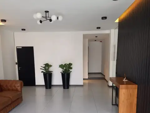 Sitio de Montevideo 1600, Piso 10