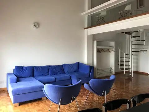 Posadas al 1500 entre Av. Callao y Ayacucho