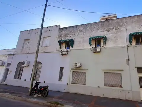 Vicente López - Excel. ubicación a 1 cuadra de Av. Maipú - P. Alta 4 amb!