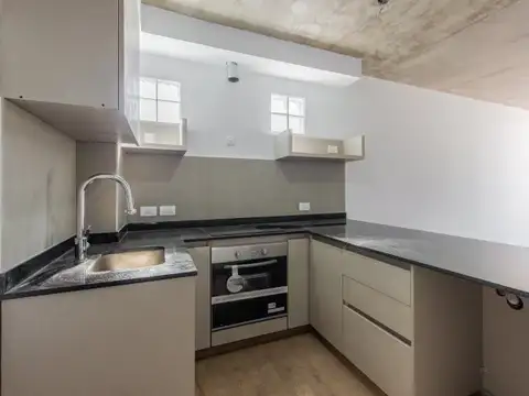 VENTA SEMIPISO A ESTRENAR 4 AMBIENTES. AMENITIES, PISO ALTO, AL FRENTE EN CABALLITO
