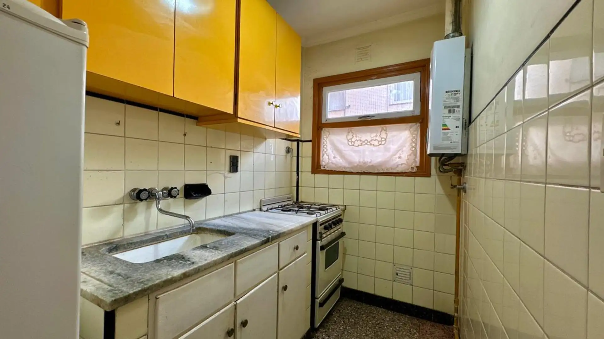 Venta departamento dos ambientes luminoso centro