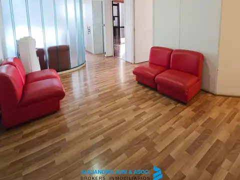 Oficina en Venta al Noreste