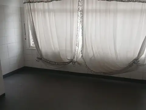 Depto Tipo Casa en Alquiler de 1 dormitorio