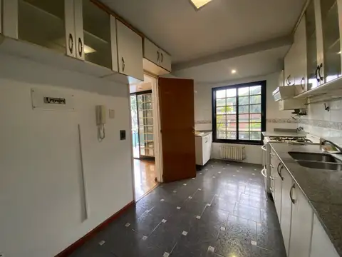 Departamento en Alquiler de 3 ambientes