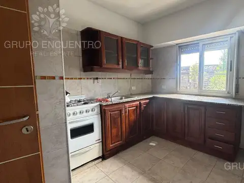 Depto Tipo Casa en Venta de 5 ambientes