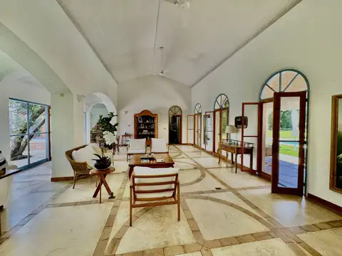 Casa - Venta - Uruguay, PLAYA BRAVA PUNTA DEL ESTE