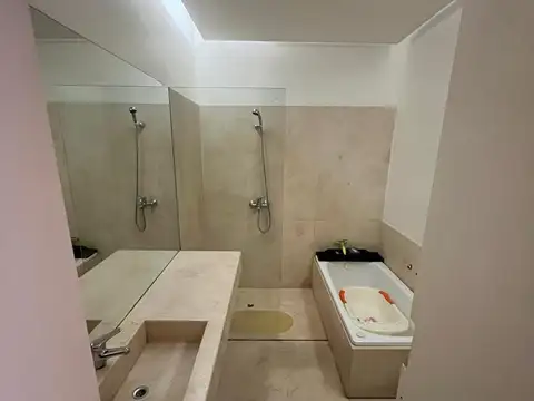 Casa en Venta en Olivos Vías/Maipú, USD 1.250.000