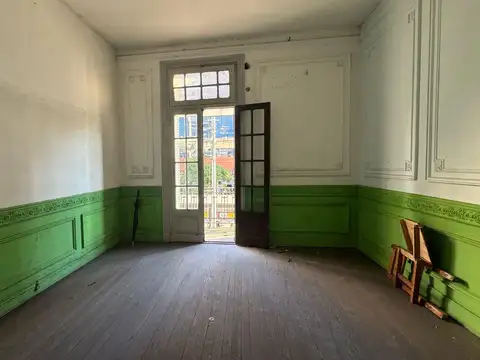 Oficina 6 ambientes con 3 baños