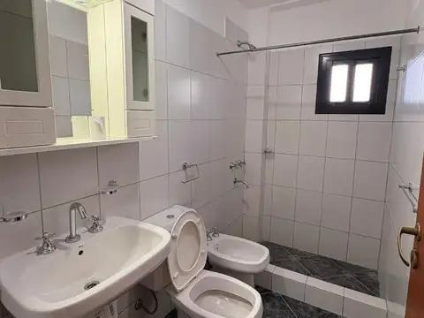 DEPARTAMENTO UN DORMITORIO, LUMINOSO, CERCANIA UNER