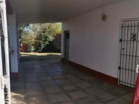 Calle 10 600