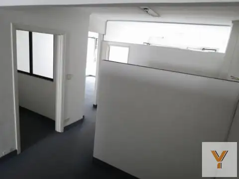 Oficina en venta - 2 privados 1 baño - 40mts2 - Microcentro