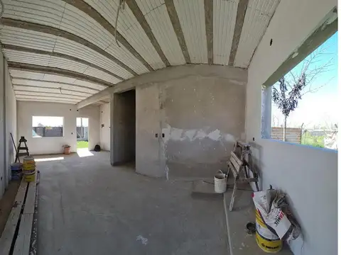 Casa 3 ambientes con 1 baño