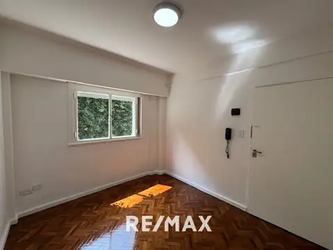 ALQUILER OFICINA MONOAMBIENTE EN RECOLETA 