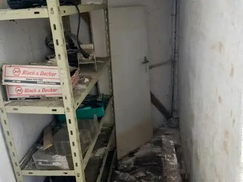 Local en Venta 75 años