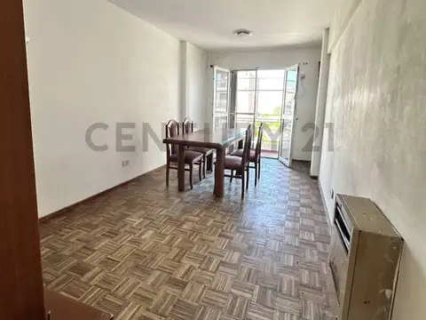 ALQUILER 1 DORMITORIO SEMI AMUEBLADO BALCON