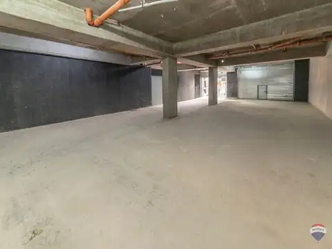 Local en Venta en Almagro con Renta