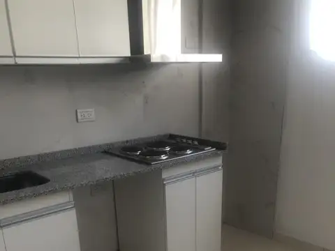 Depto Tipo Casa en Alquiler en Ramos Mejia, $ 530.000