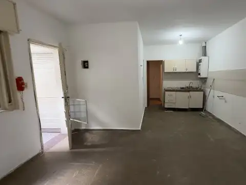 Guemes 2670 , Piso 0