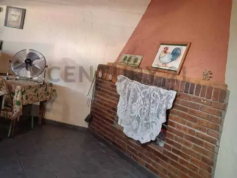Casa 4 ambientes con 1 baño