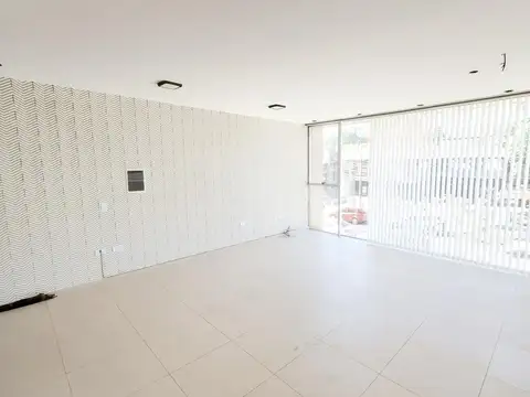 Oficina en Alquiler en Yerba Buena, $ 700.000