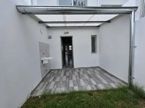 Departamento en Alquiler con 1 cocheras