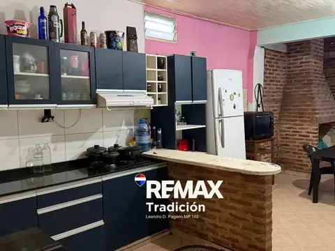 Casa 5 ambientes con 2 baños