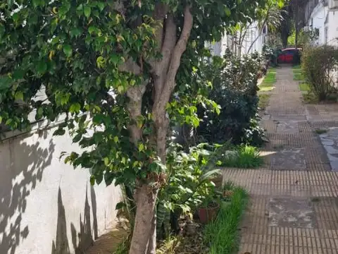 Depto Tipo Casa en Venta de 1 dormitorio