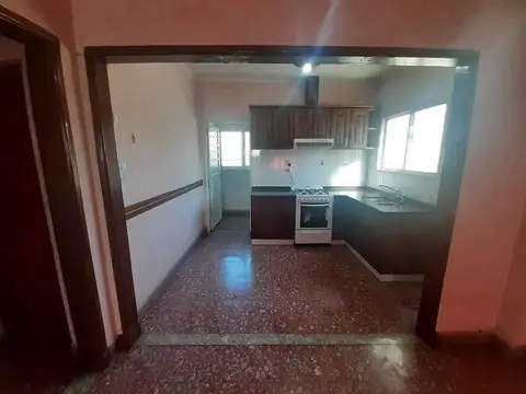 Depto Tipo Casa en Venta en Villa Bonich, USD 55.000