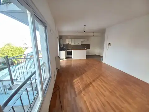 ESCALADA DE SAN MARTIN, R. 300, Piso 2