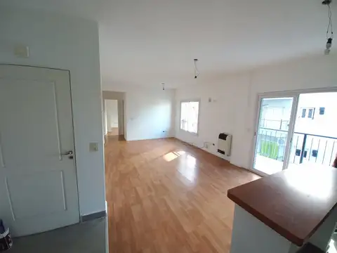 DEPARTAMENTO 2 AMBIENTES CON COCHERA TIGRE