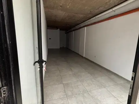 Avenida Valentín Alsina 2100