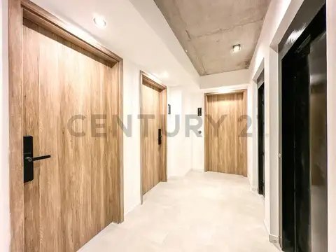 Venta Amplio departamento 3 amb Tigre Centro con gran balcon y dor en suite