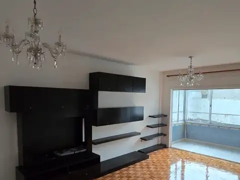 Alquiler Departamento 4 Ambientes con Cochera en Villa Crespo