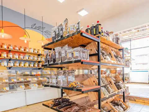 Hipolito Yrigoyen 1800, Piso 0