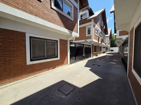 Departamento 4 ambientes con 2 baños