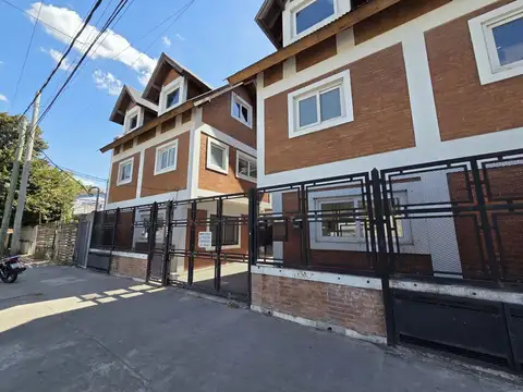 Departamento en Alquiler de 4 ambientes