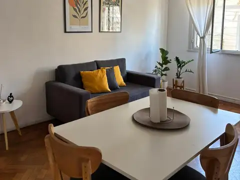 Bahia Blanca 100, Piso 2