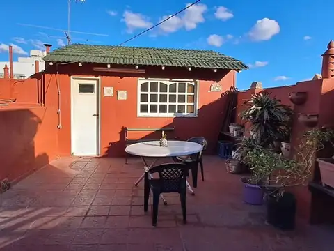 Depto Tipo Casa en Venta de 5 ambientes