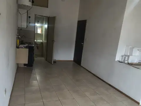 MONOAMBIENTE EN PRIMER PISO